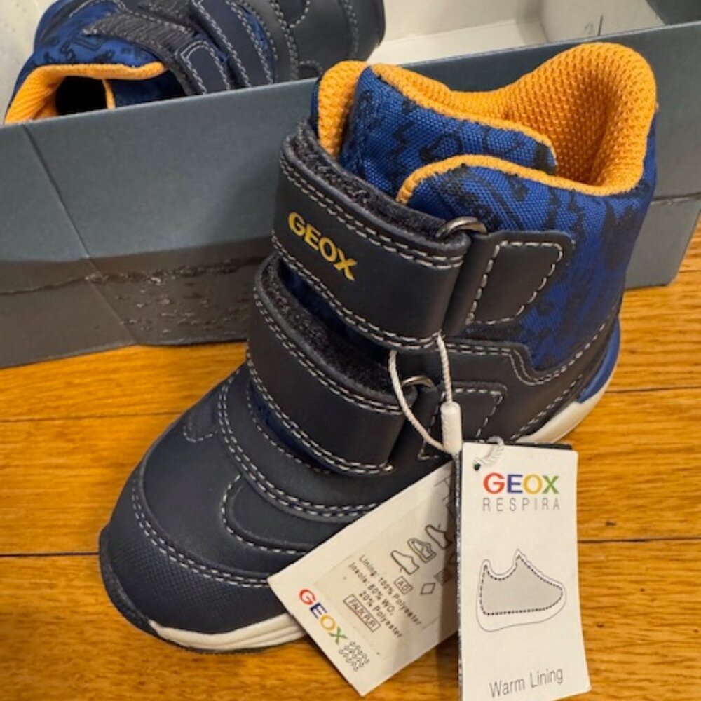 NWT Geox Boys Boots Size 7